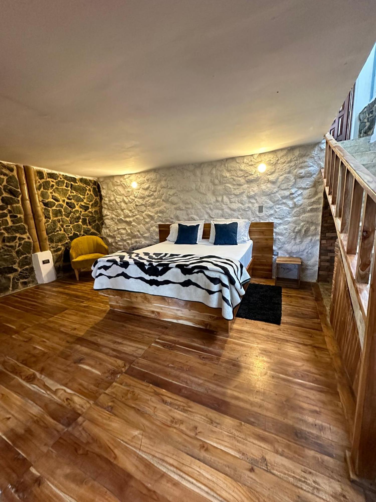 Eco Hotel Terrabella Santa Elena  Exteriör bild